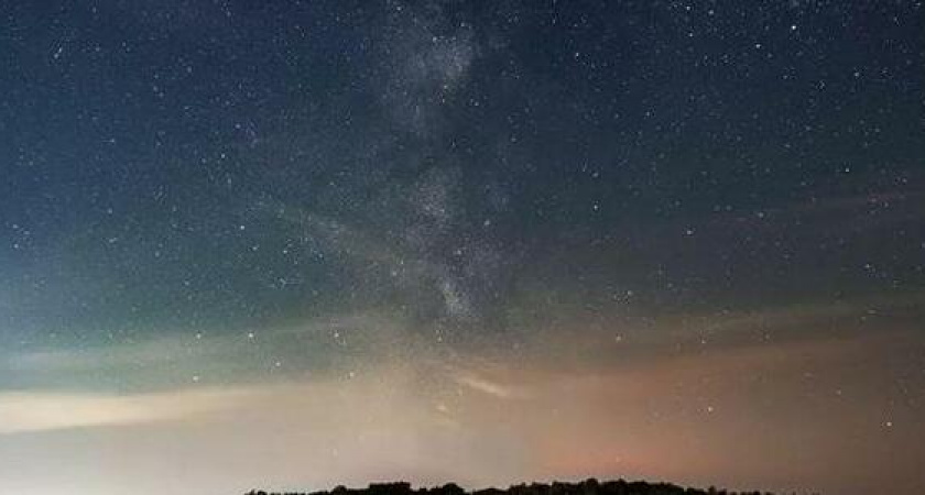 Фотограф из Новороссийска запечатлела Млечный путь над Большими хуторами