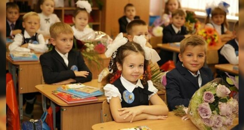 Около 4 тысяч первоклассников сядут за парты новороссийских школ в новом учебном году