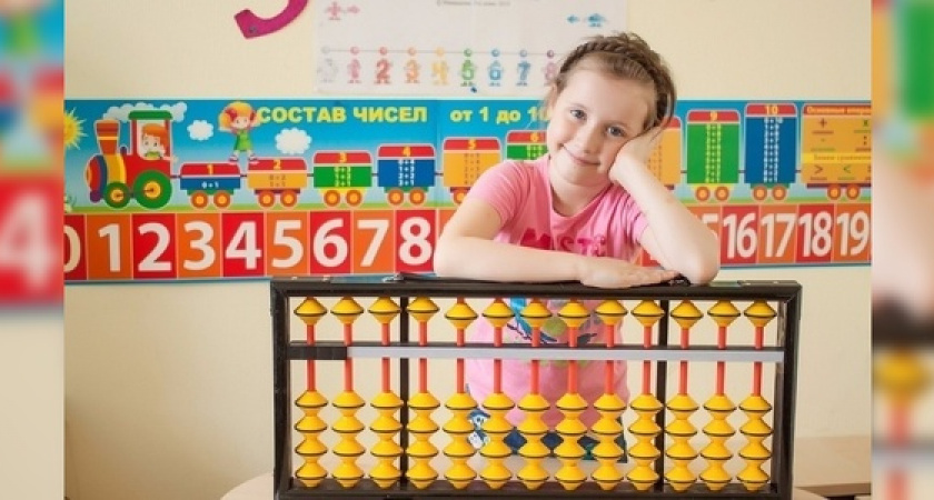 «Это не мистика, а результат упорного труда»: в Академии AMAKids рассказали о секретах обучения ментальной арифметике