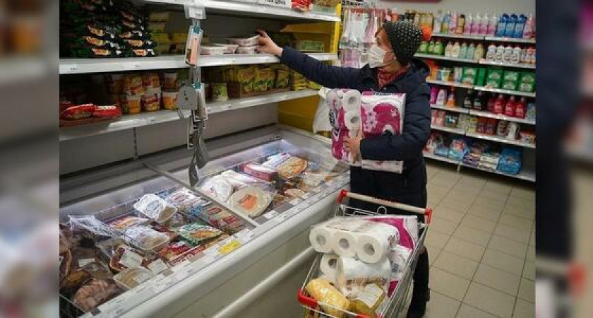 Соска-пустышка, бензин и свечи. Что входит в перечень товаров первой необходимости