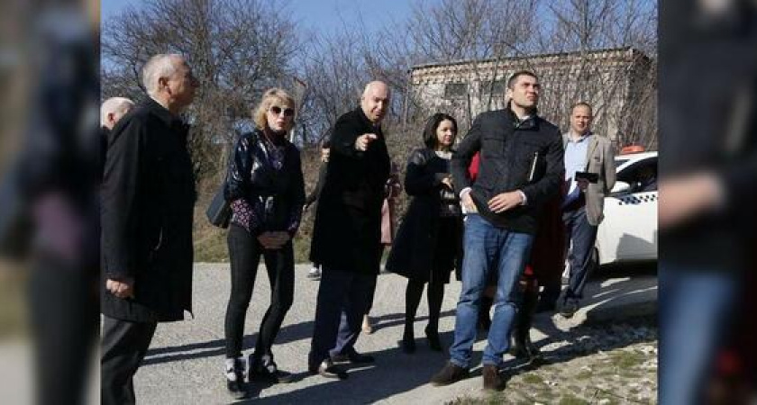 В Абрау-Дюрсо в районе школы появится бетонный тротуар