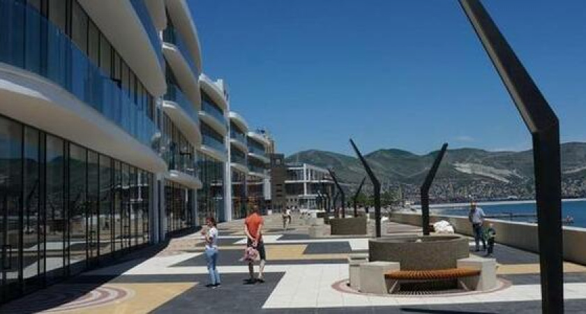 Жители Новороссийска жалуются на отсутствие туалетов в районе городского пляжа и парка Фрунзе