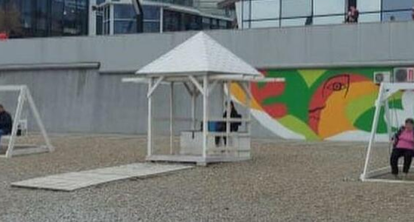 В Новороссийске обустроили "зимние пляжи"