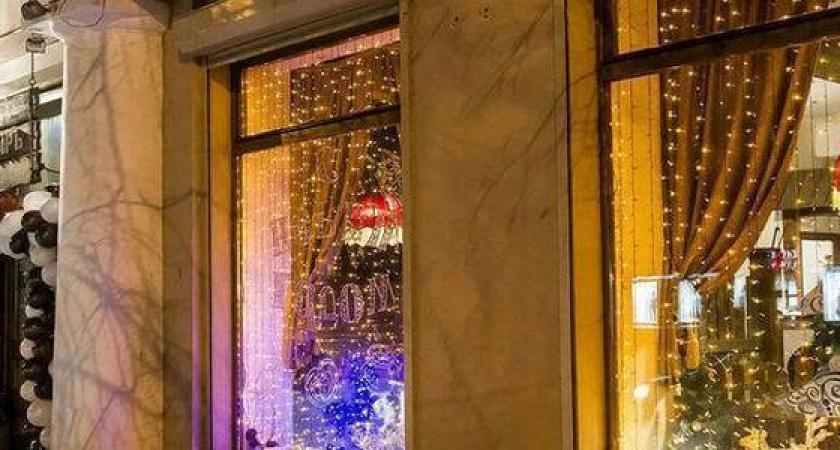 Торговые центры и магазины Новороссийска должны по-новогоднему оформить витрины уже к 1 декабря