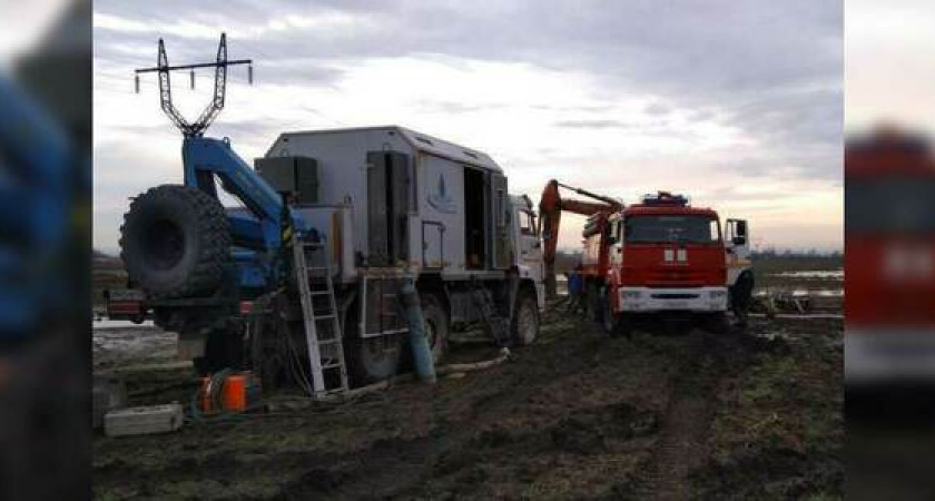 К ликвидации аварии на Троицком водоводе привлечено 62 человека и 28 единиц техники