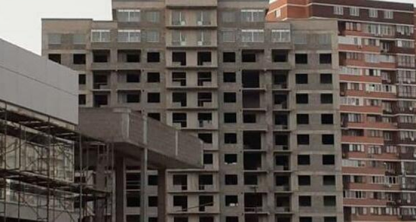 «Мистика какая-то!»: житель Новороссийска нашел, где прячется вода в 16-м микрорайоне города