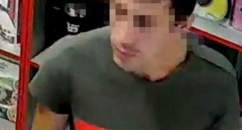 В Новороссийске парень украл из магазина подарков сувенирные носки «Любимому мужчине»