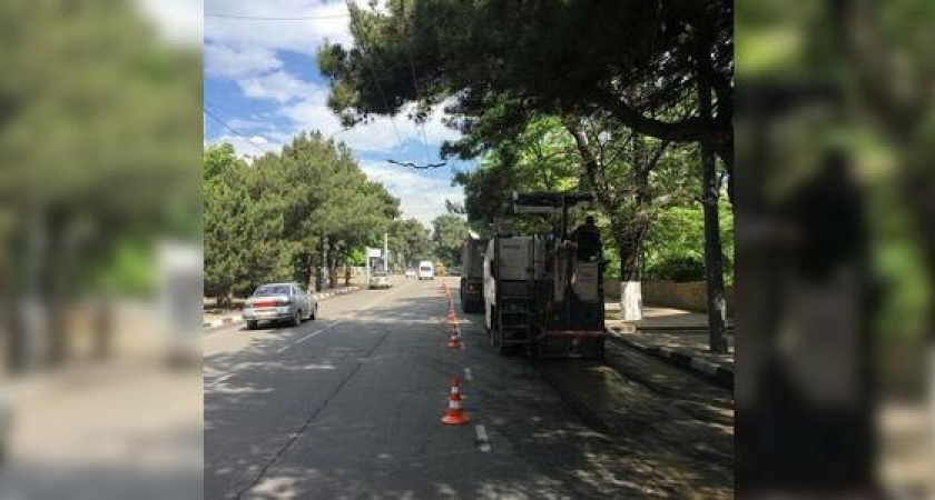 На ремонт дорог в Новороссийске выделили 300 миллионов рублей: к работам уже приступили