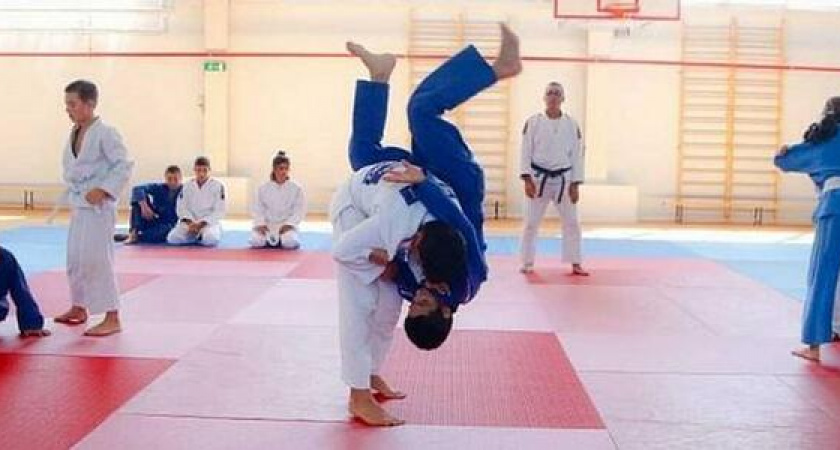 Под Новороссийском археологи раскопали античную башню