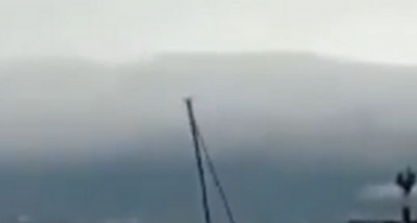 В Новороссийске затонула яхта:  происшествие попало на видео