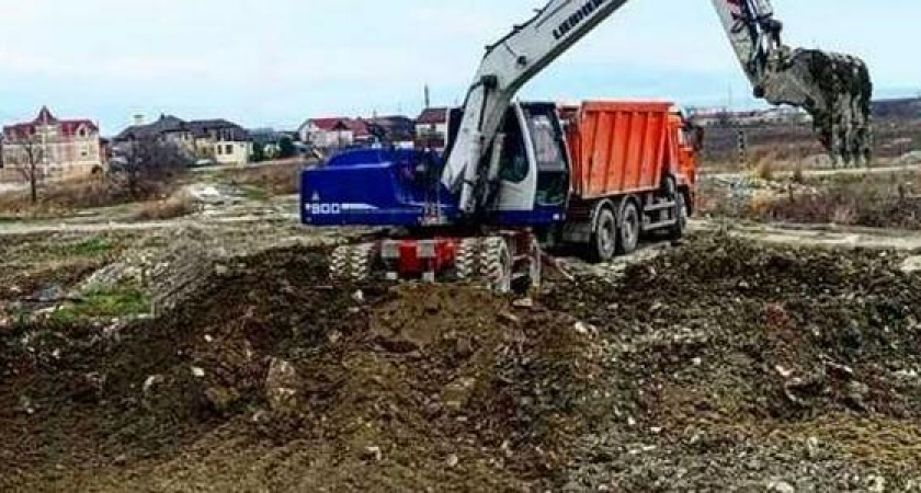 В Новороссийске началось строительство дороги на улице Мурата Ахеджака: она соединит два проспекта – Дзержинского и Ленина.