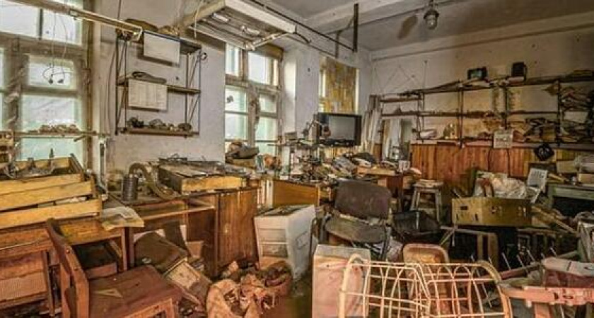 "Красный двигатель", НВРЗ и мебельная фабрика: путешествие по существующим, заброшенным и уже снесенным заводам Новороссийска - 18 уникальных фото