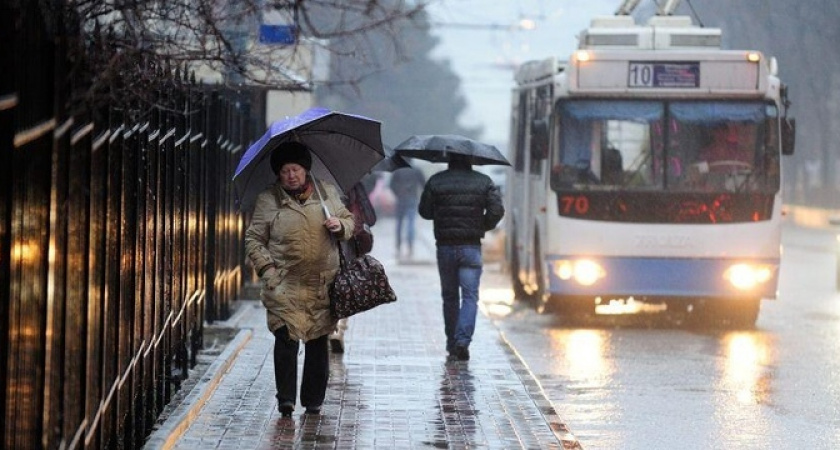 Ливень и грозы: в Новороссийске объявлено штормовое предупреждение 