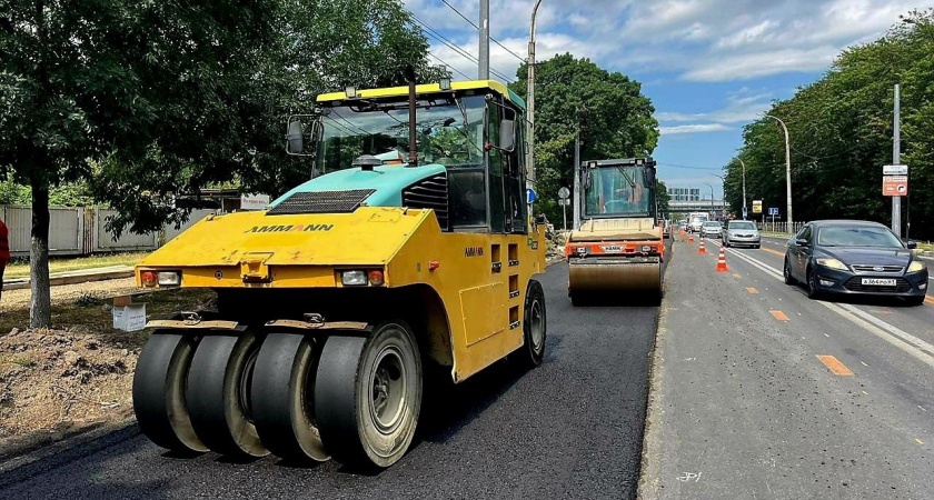 Пробкам быть! В Новороссийске ремонт дороги временно «съест» по одной полосе в каждом направлении в 13-м микрорайоне