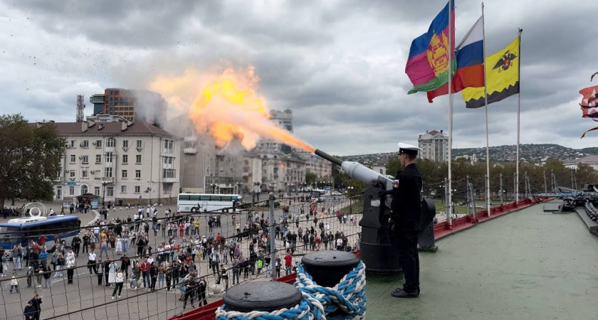 В Новороссийске прозвучит выстрел памяти в честь героев Отечества