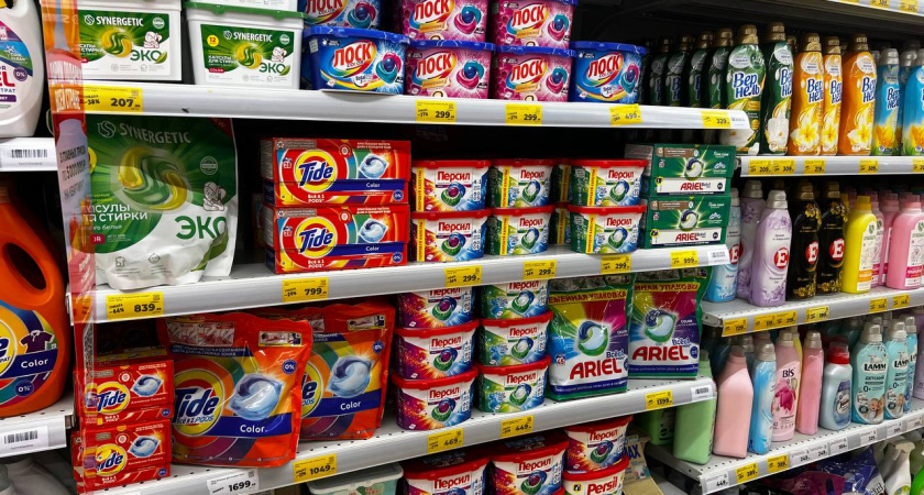 И с потом и с кровью: Роскачество назвало лучший стиральный порошок, который легко справится с любыми пятнами