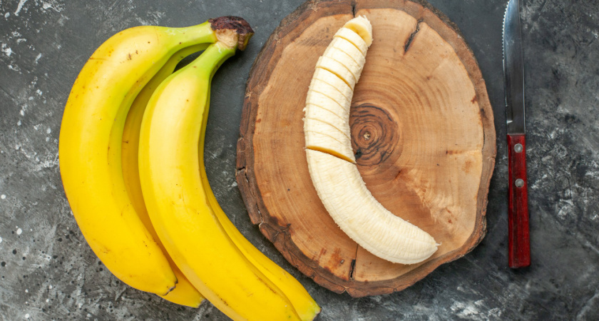 Беру банановую кожуру и натираю: не отходы, а настоящее сокровище - вот как используются эксперты