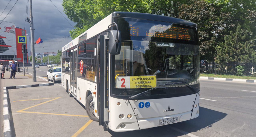 Нерабочий день и дополнительные рейсы к кладбищам: как пройдет Радоница в Новороссийске