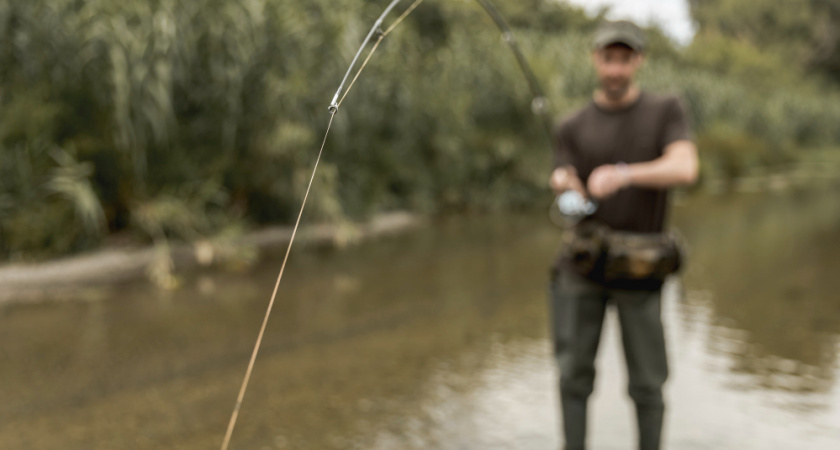 Выяснил, когда начинает клевать карась: 3 места весной, где он постоянно ловится