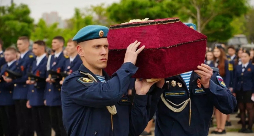 «Память вечна»: В Новороссийске перезахоронили останки советских солдат