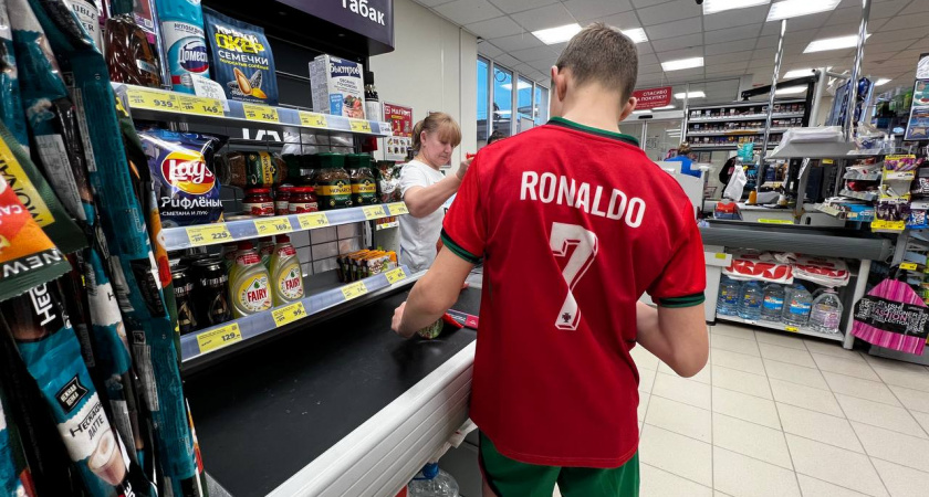 Вопреки всему: пока все дорожает, эти продукты стали стоить сущие копейки - мчите в магазины