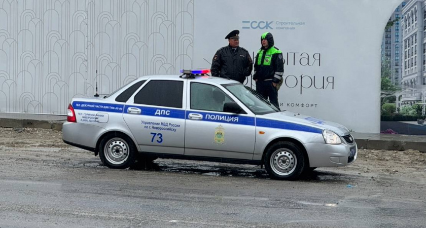 «Как откроешь капот - оштрафуют»: вот почему нельзя открывать капот машины по запросу сотрудника ГАИ без протокола