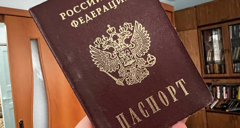 В паспорт хотят вернуть эту секретную запись: что теперь не утаить россиянам
