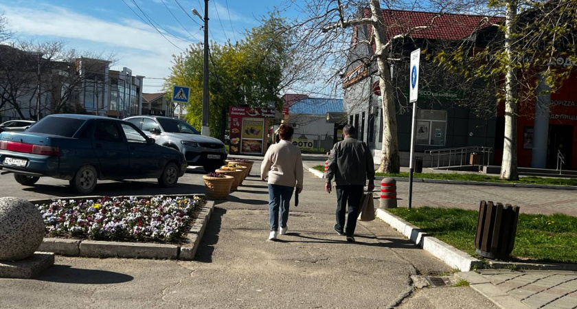 Лунный лабиринт любви укажет на человека – этим трем знакам звезды обещают влюбиться в июле