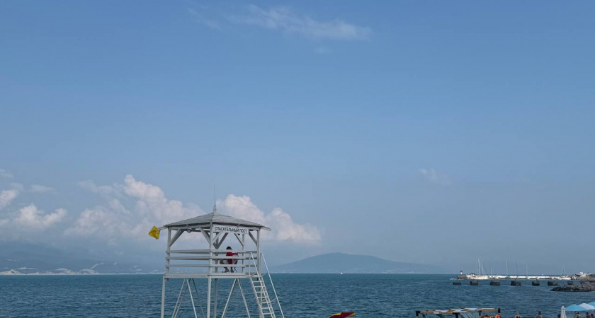 Чёрное море остывает: вода в Новороссийске уже не такая тёплая