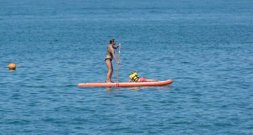 Температура морской воды у побережья Новороссийска резко понизилась.
