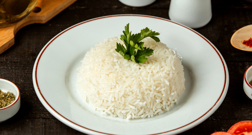 Как правильно варить рассыпчатый рис, не промывая его по 10 раз – секрет опытного повара
