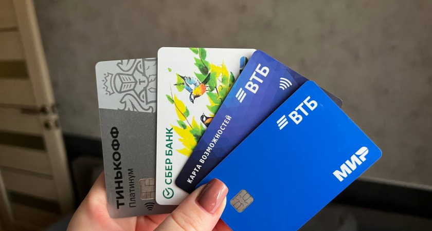 Списание с карты станет необратимым: серьезное предупреждение для всех, кто переводит деньги с карты на карту