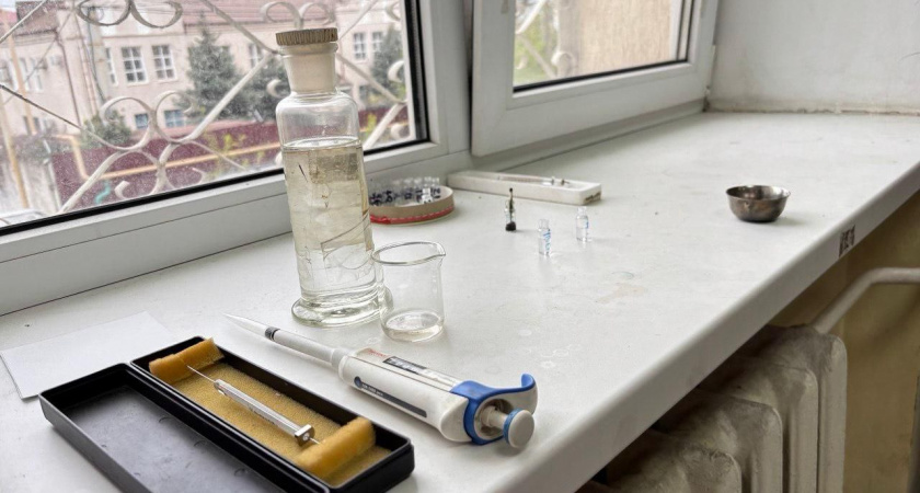 Пойман с поличным: жителя Новороссийска судят за сбыт наркотиков через Сеть