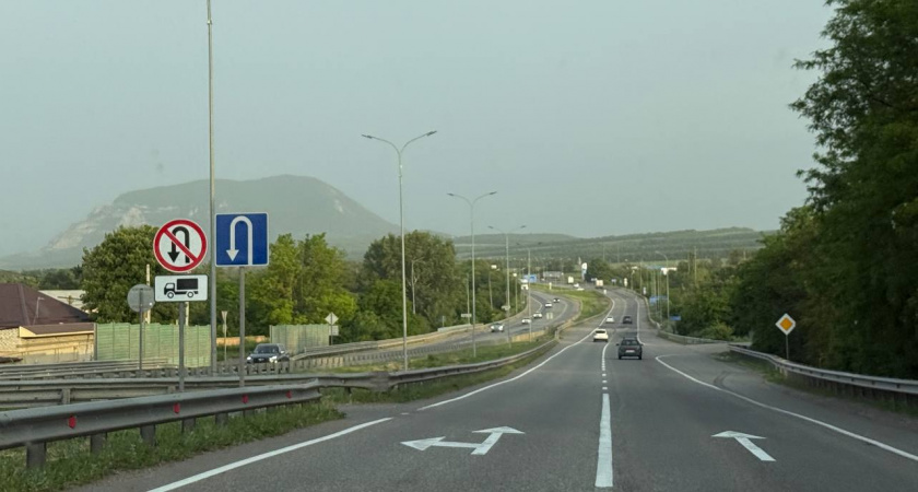 Инспектор ДПС норовит выписать штраф за непристёгнутых задних пассажиров: два железных аргумента ничего не платить и ехать дальше