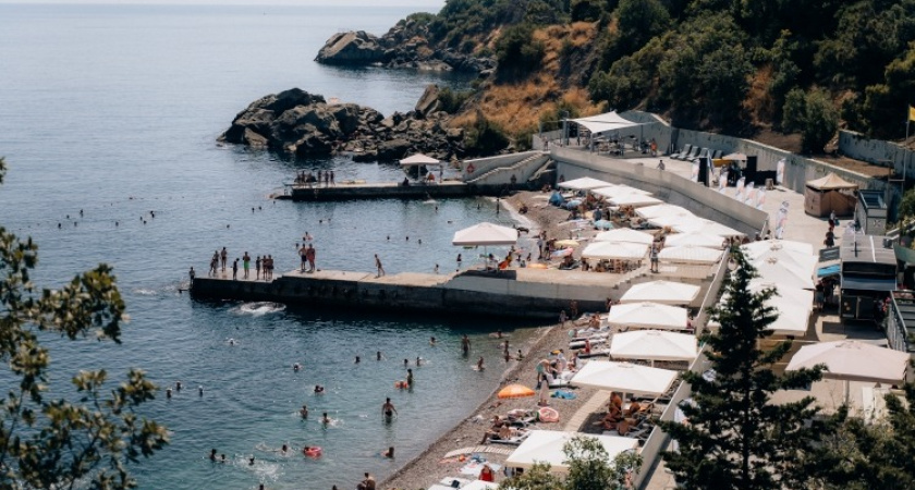 Сбер и курорт «Мрия» открыли новые зоны отдыха в Алупке