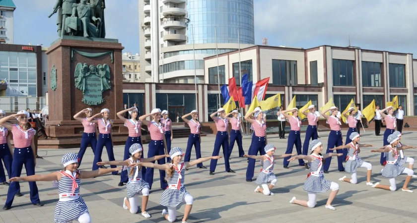  «Хлеба и зрелищ» за миллионы: сколько Новороссийск потратит на праздники в 2025 году