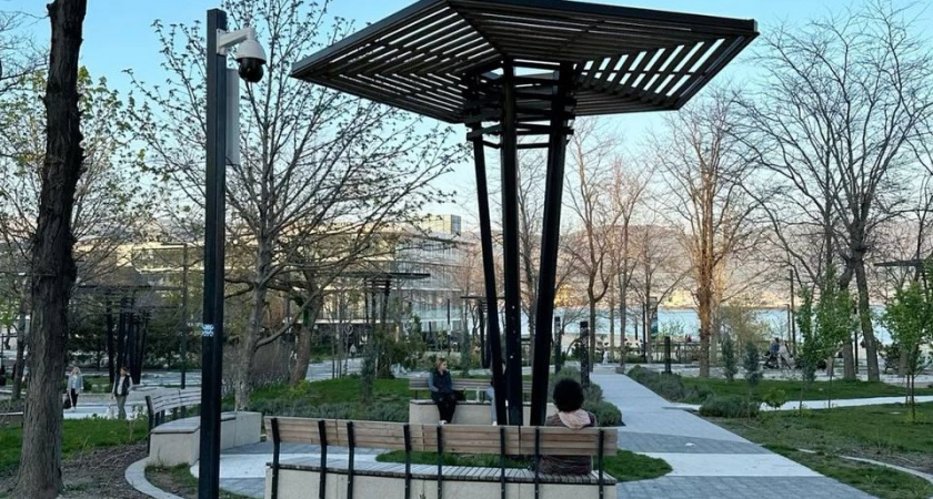 В Новороссийске подростки по ночам гуляют в парке Фрунзе: за лето зафиксировано более 80 нарушений «Детского закона» 