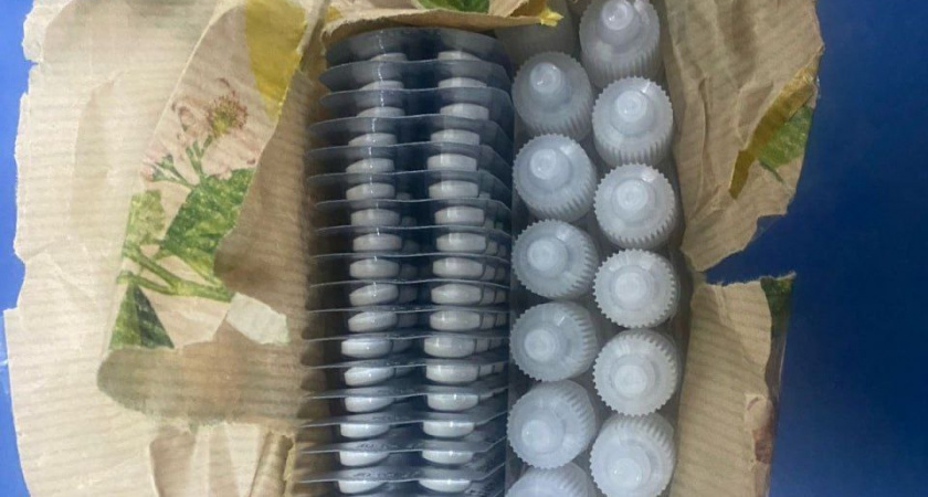 Трое приезжих из соседних регионов сбывали наркотики, полученные из-за рубежа, в Новороссийске в обмен на криптовалюту