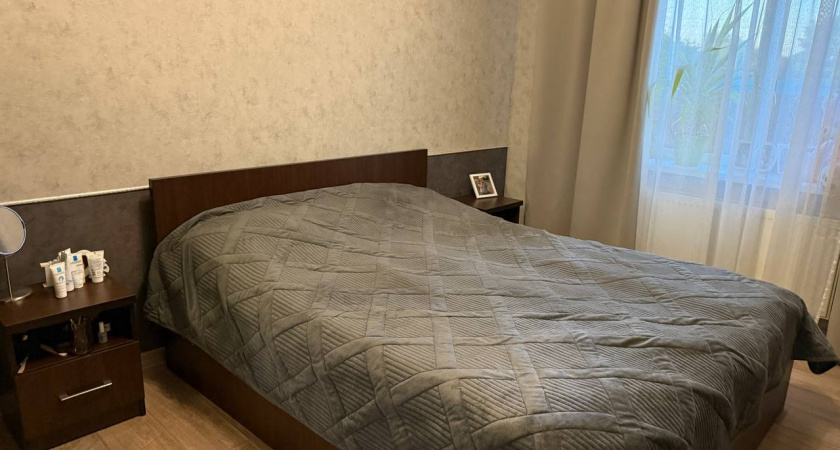 Ногами или головой? Вот какой стороной к двери на самом деле нужно спать