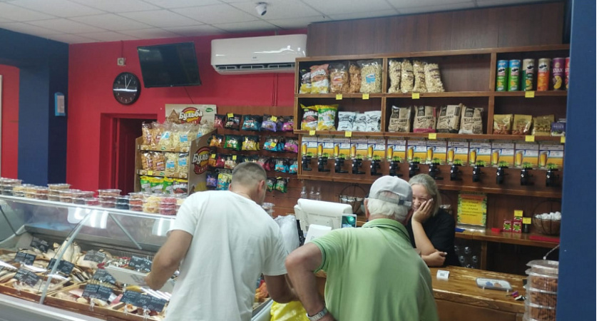 В Новороссийске изъяли более 100 литров нелегального алкоголя