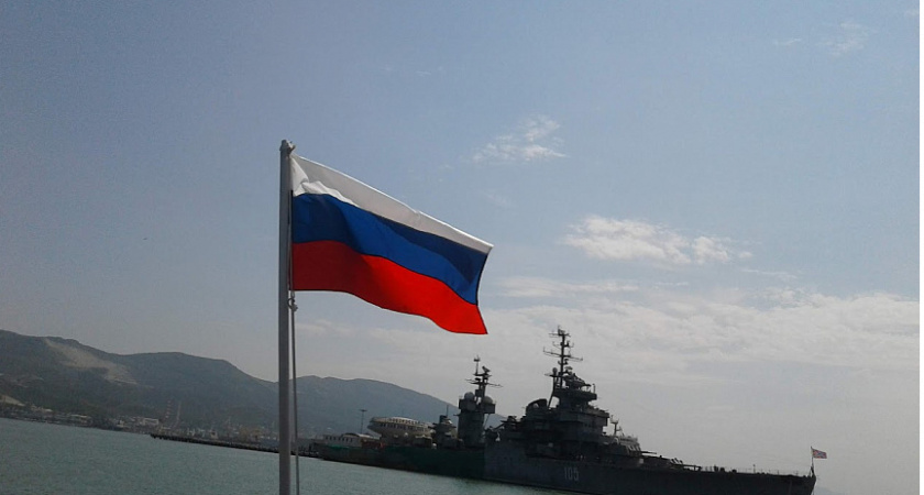 В Новороссийске проведут стрельбы на воде: военные отработают защиту порта