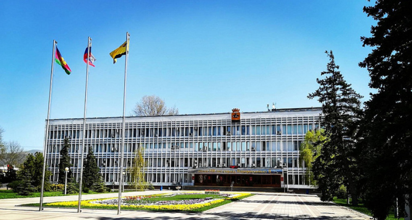 Кадровый голод: в администрации Новороссийска 133 свободные вакансии