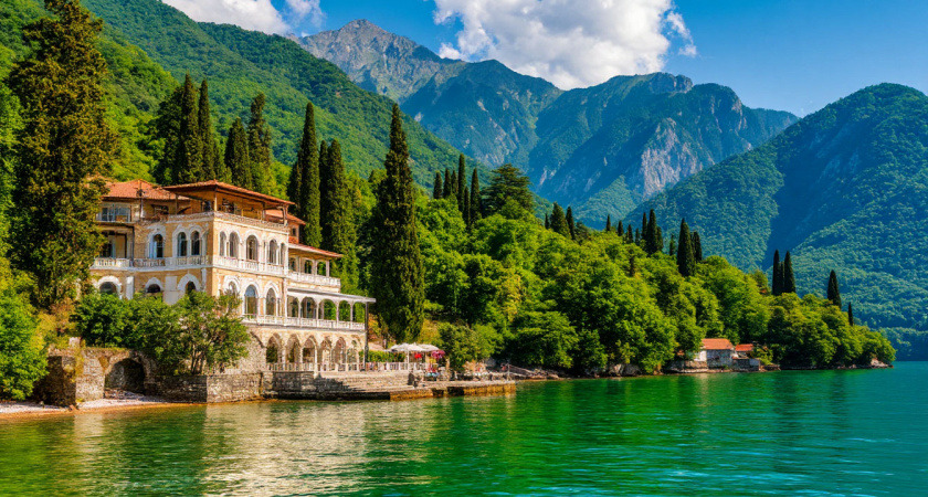 Туристов стало больше, а сервис - еще хуже: искренний отзыв россиянки об Абхазии