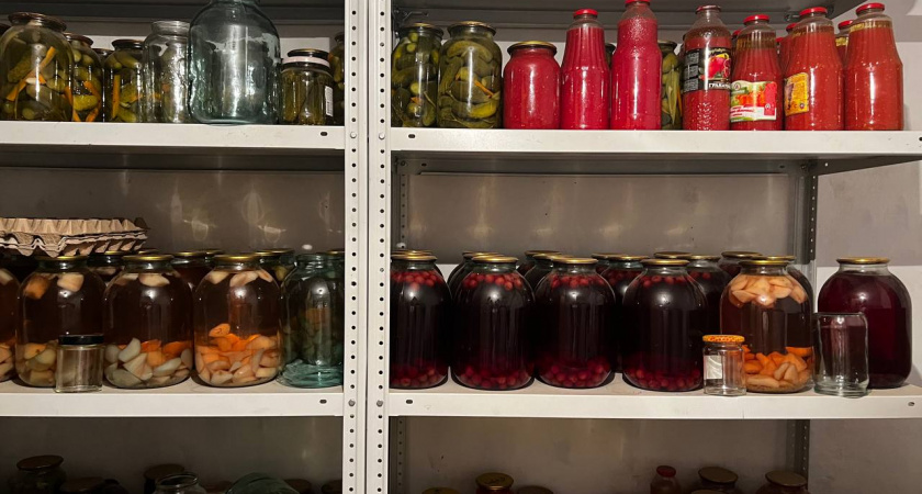 Забудьте про кастрюли и кипячение: революционный способ стерилизации банок за считанные минуты