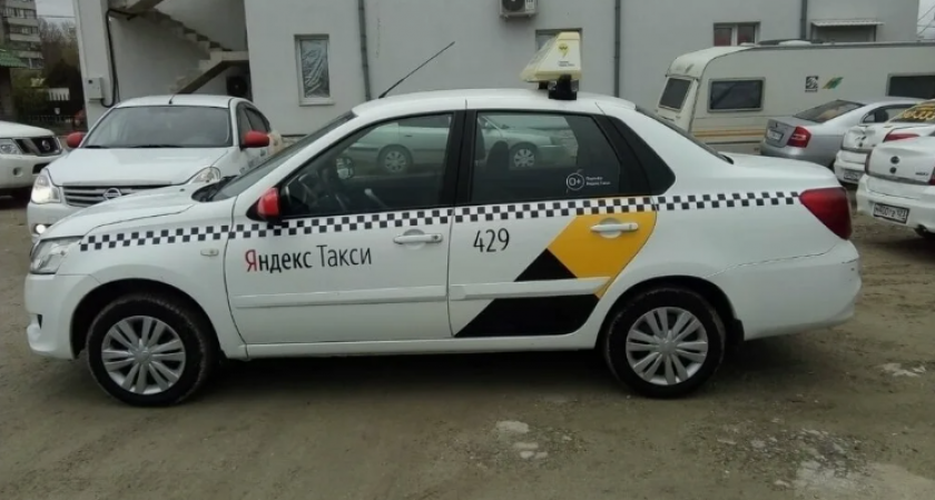 В Новороссийске официально работает 2831 таксист:  власти борются с нелегалами и «бомбилами»