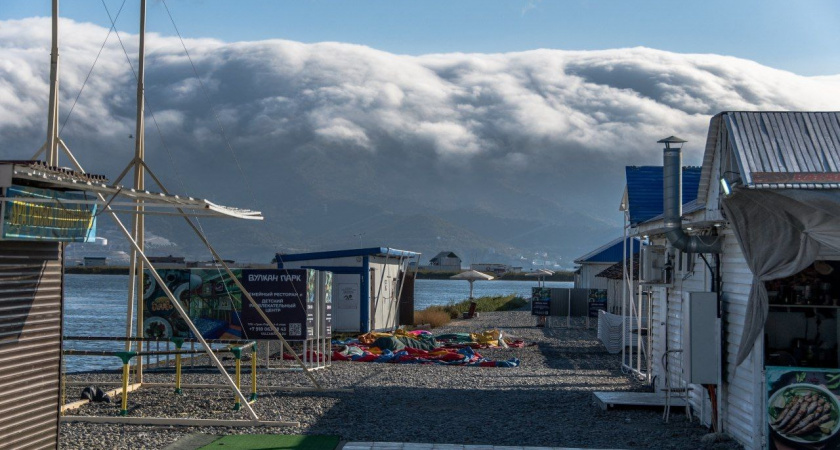 В город N приходит осень: над Новороссийском нависла густая борода – 10 завораживающих фото