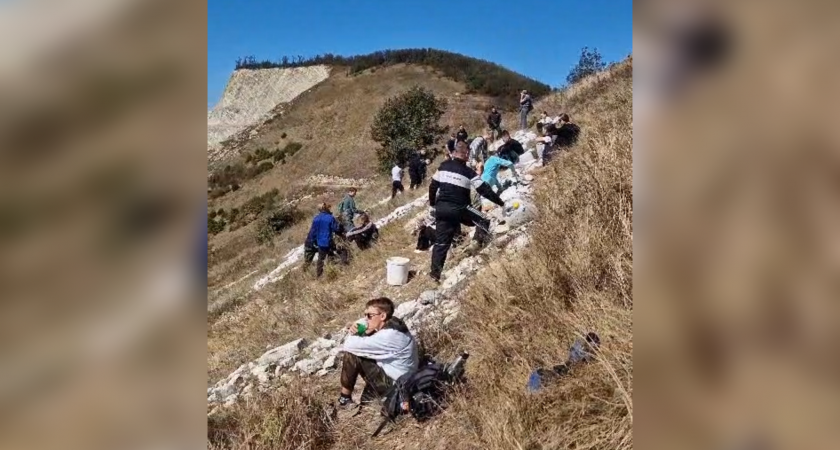 В Новороссийске обновили каменный календарь памяти