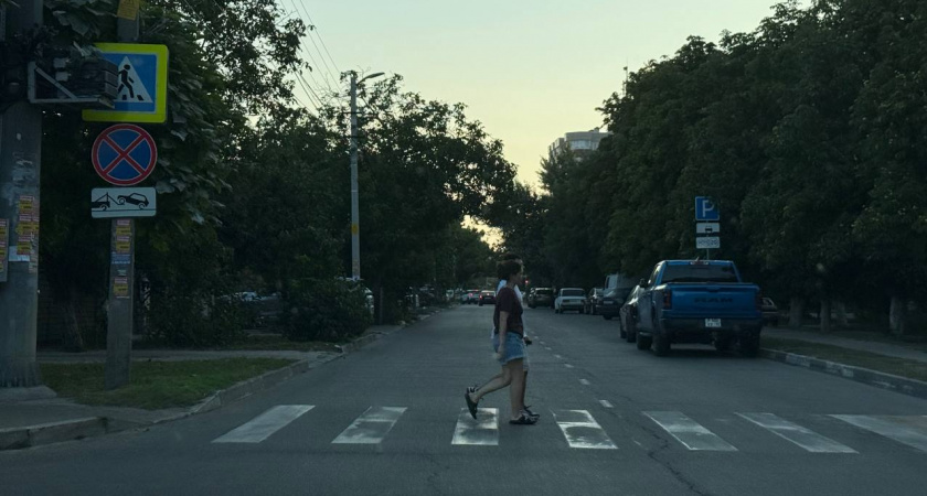 Верховный суд раскрыл тайну пешеходных переходов: когда водитель законно может проехать мимо идущего человека