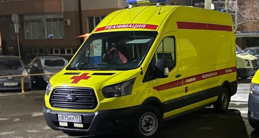 Полиция и Роспотребнадзор проверяют информацию о массовом отравлении на поминальном обеде под Новороссийском