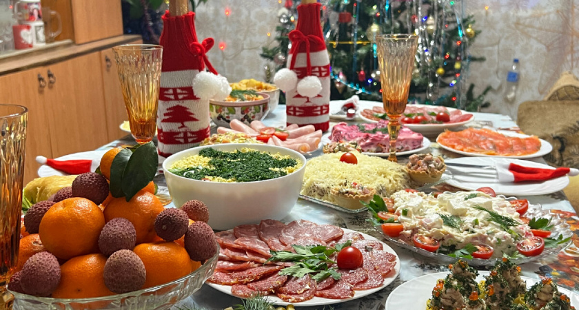 Покупайте впрок и морозьте! К новогодним праздникам резко подорожают популярные продукты